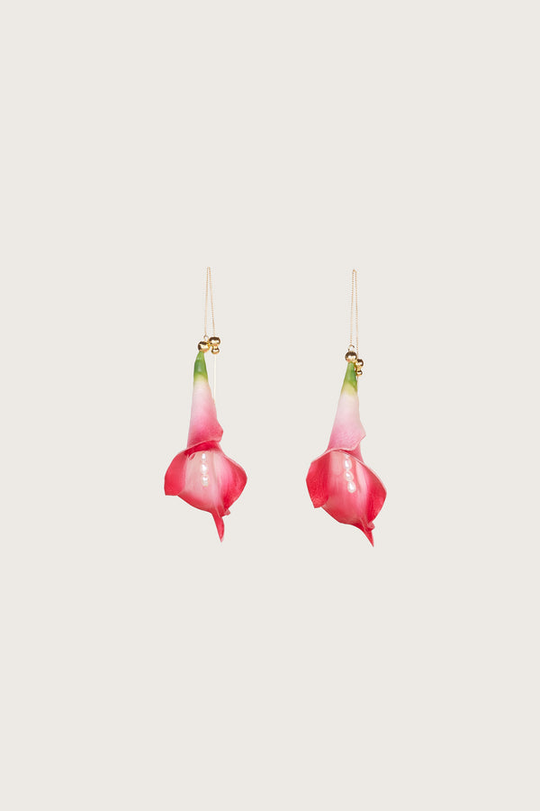 CALLA EARRING - DRAGONFRUIT